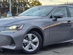 Lexus Seria IS